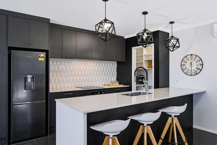 6 Wesleyan Street Paerata_5