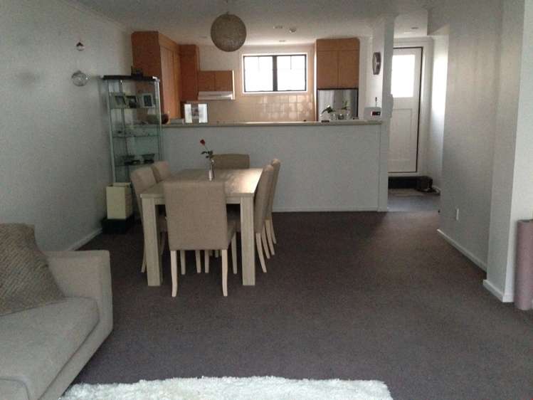 4c/8 Farnham Street Parnell_7