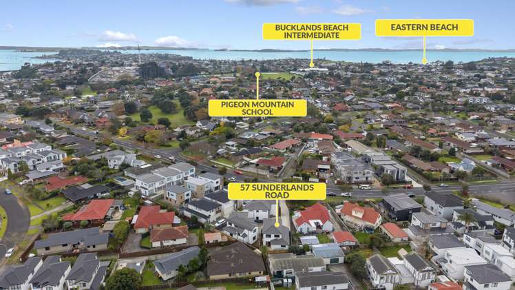 2/57 Sunderlands Road Bucklands Beach_16