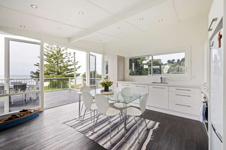 16 Cathedral Road Gore Bay_7