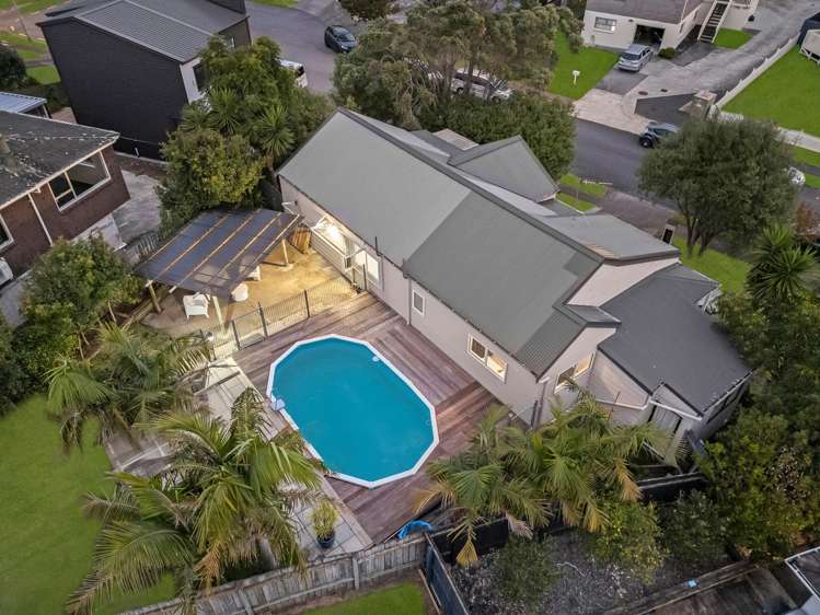 16 Malvina Place Bucklands Beach_10