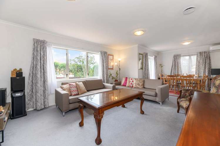 17 Stolford Crescent New Lynn_6