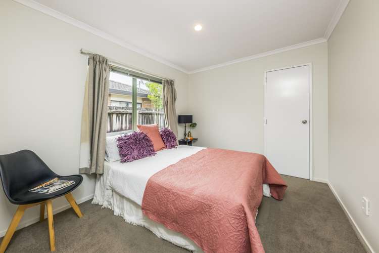 1 Yarrow Lane Papakura_6