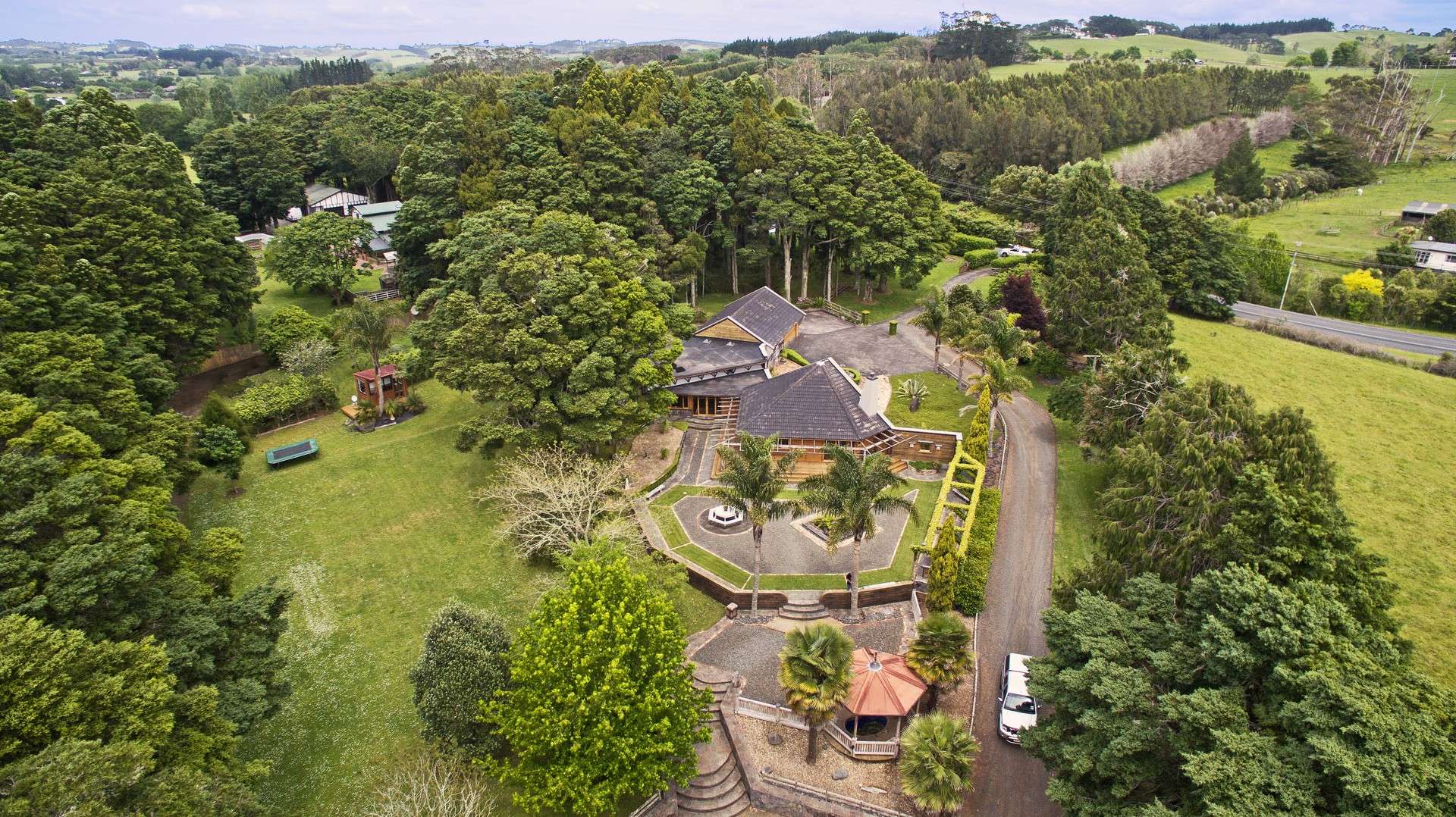 1184 Kahikatea Flat Road Waitoki_0