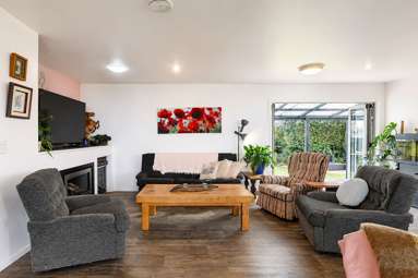 11 Egmont Road_4