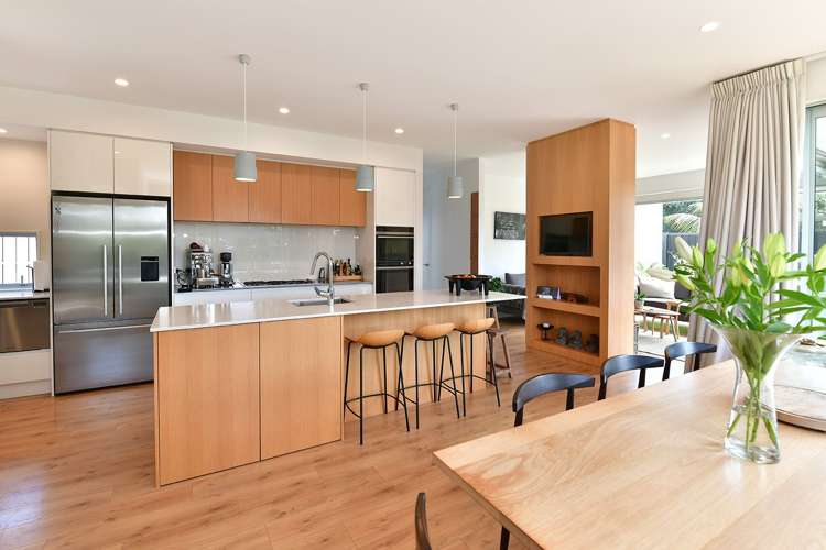 52 Walton Street Red Beach_36