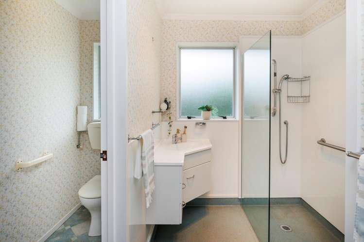 27 Carter Crescent Awapuni_16