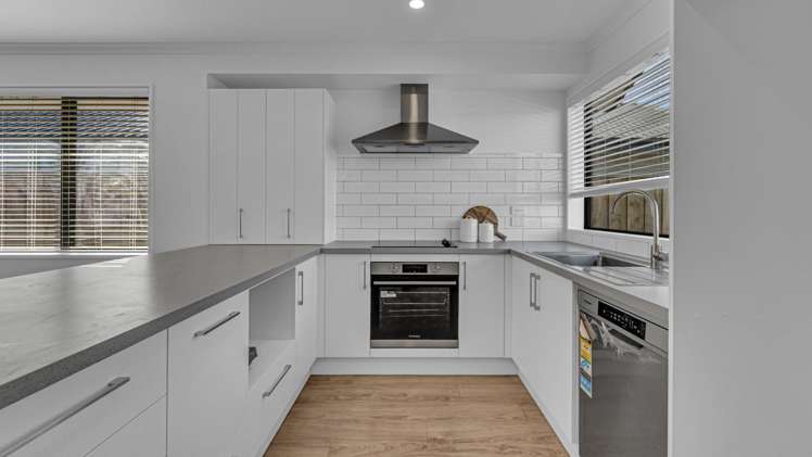 5 Chambers Avenue Woodend_10