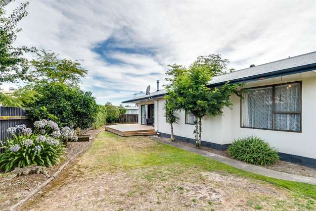 64 Columbus Crescent Flaxmere_1