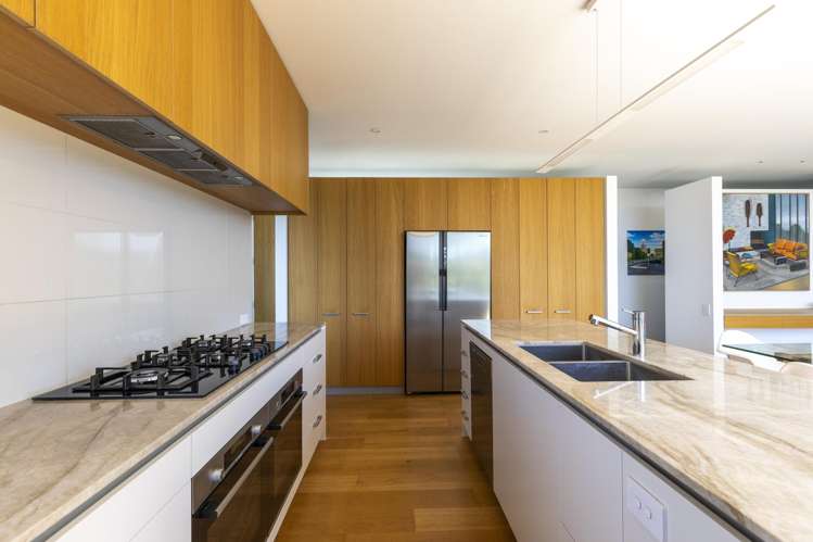 5 Barrett Street Westown_8