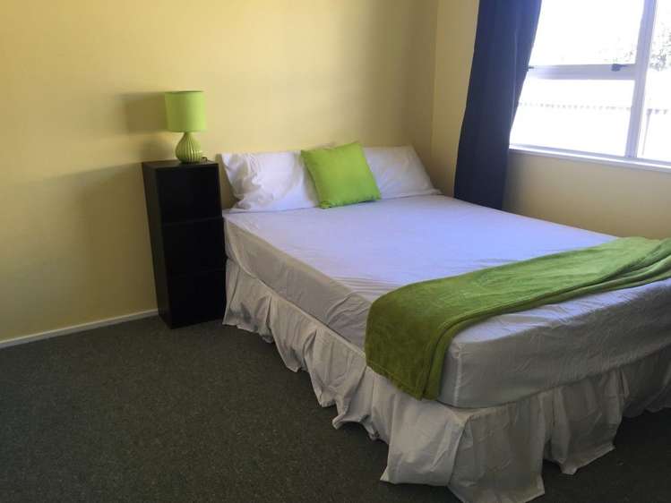 12 Moore Crescent Carterton_15