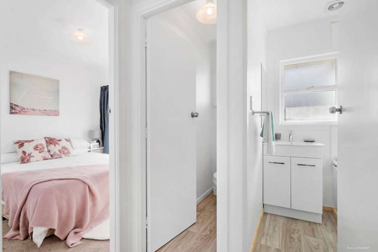 2/24 Evelyn Place Hillcrest_8