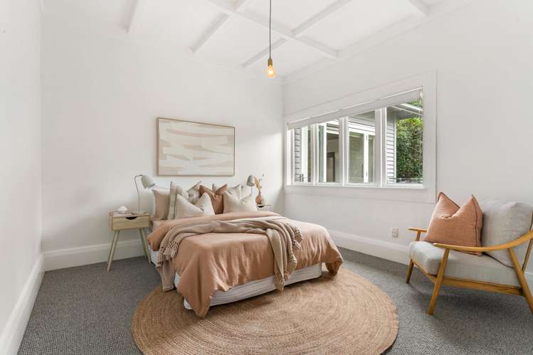 2/105 Lancaster Road Beach Haven_17