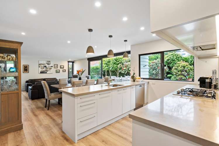 20A Queensway Three Kings_7