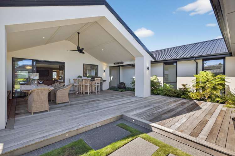 56 Carnaveron Drive Lincoln_33