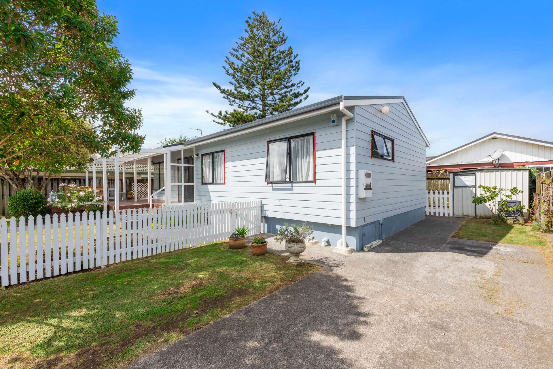 2/33 Overton Road Papatoetoe_0