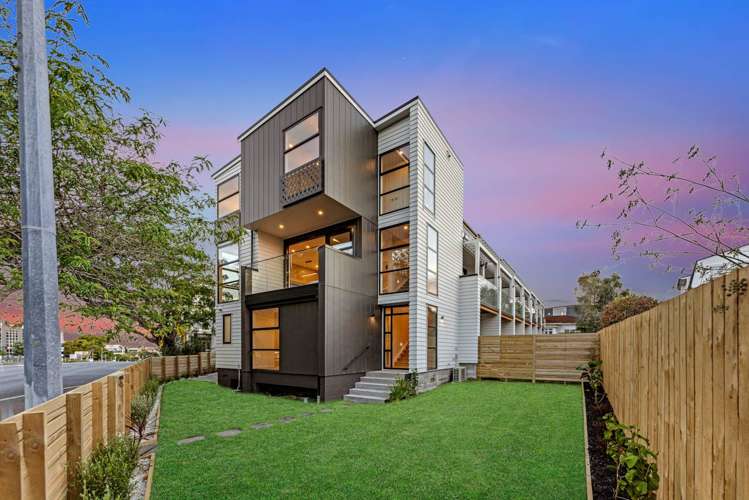2-7/1 Waiohua Road Greenlane_26