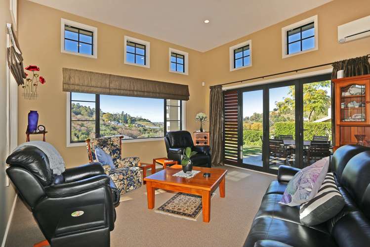 114 Kent Terrace Taradale_2