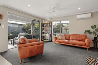 87 Sandhurst Drive_2