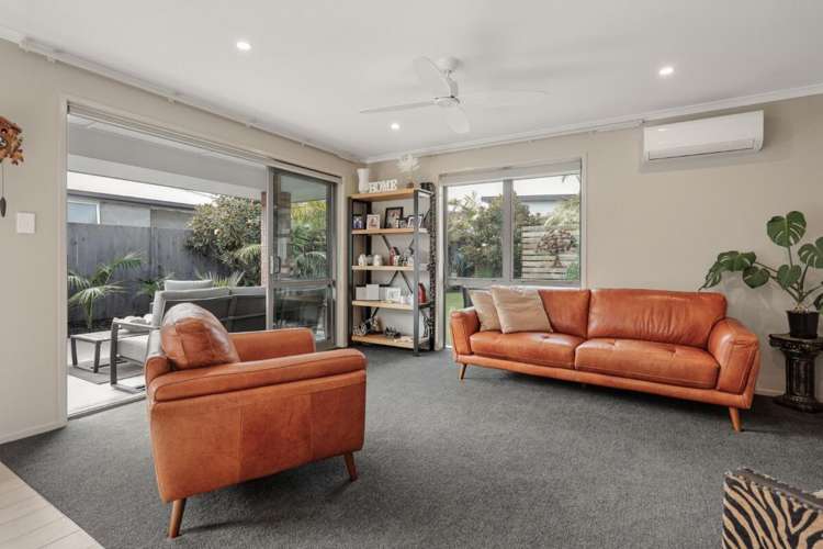 87 Sandhurst Drive_2