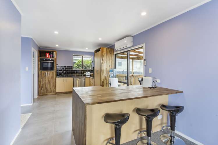 1/9 Etherton Drive Manurewa_5