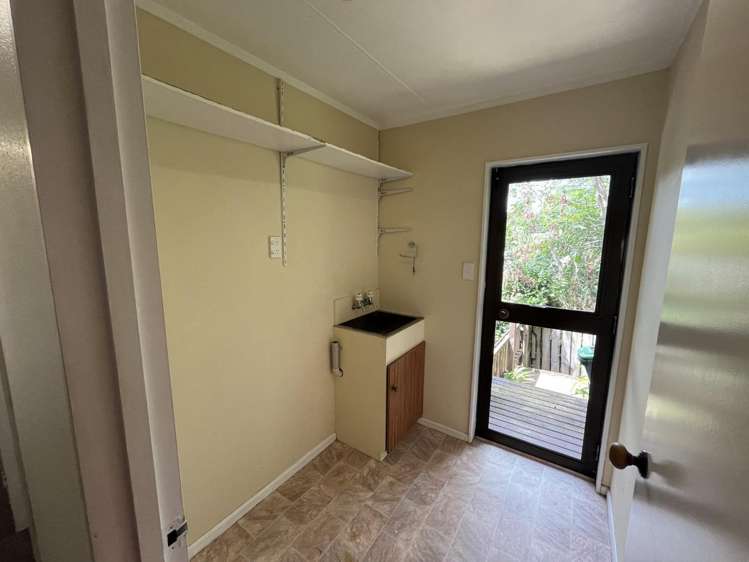 38 Carlton Terrace Westown_12