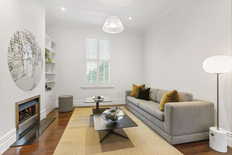 10 Murdoch Road_5