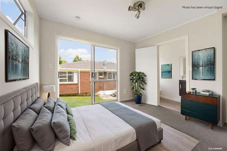 14 Zingaro Place Massey_7