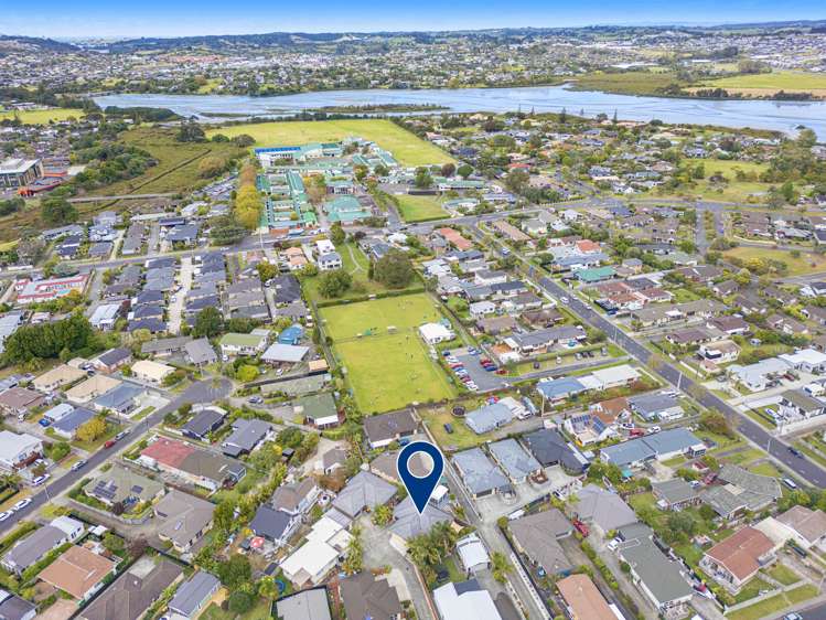 37c Doment Crescent Orewa_22