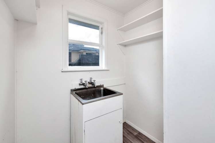 22 Buller Crescent Manurewa_11