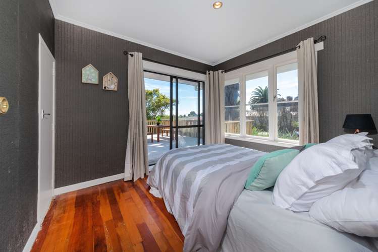 97 Hutchinson Avenue New Lynn_10