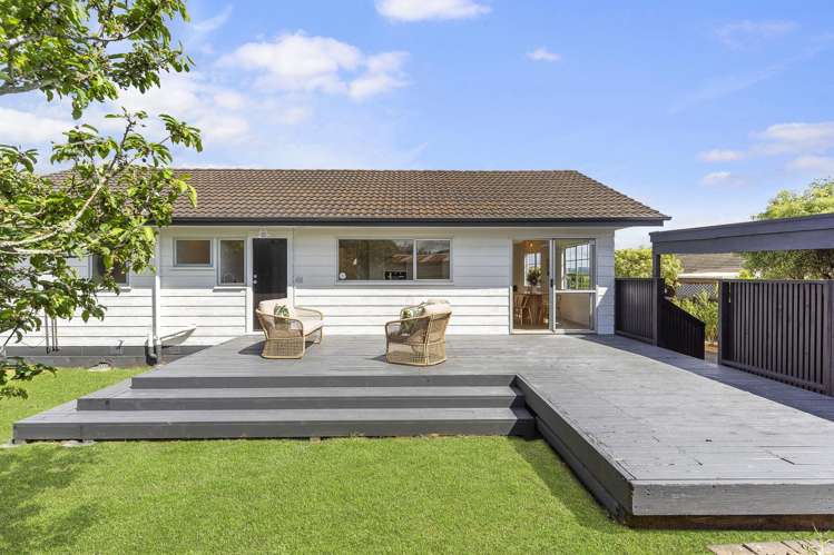 5 Moxham Grove Massey_2