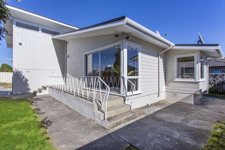 15 Edgewater Drive Pakuranga_22