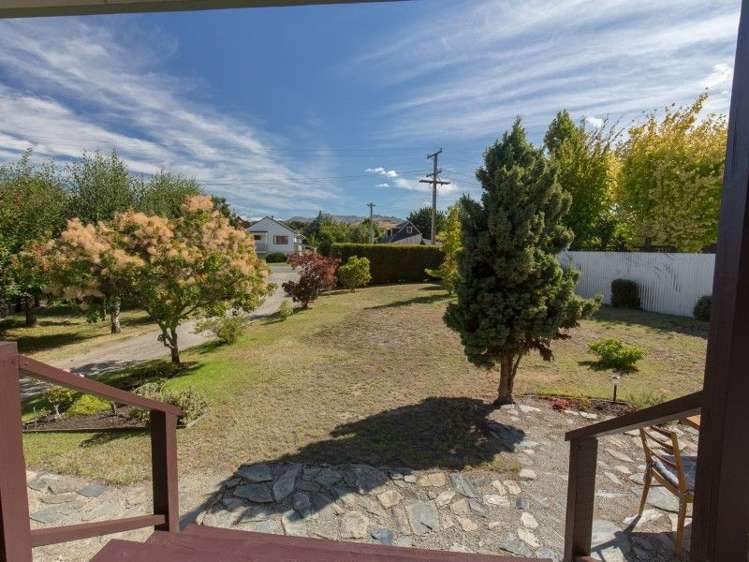 37 Bernard Road Albert Town_11