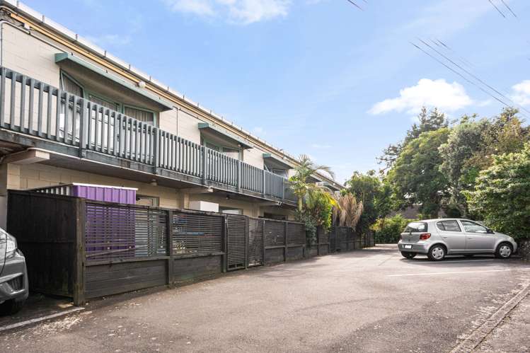 10/4 Wynyard Road Mount Eden_15