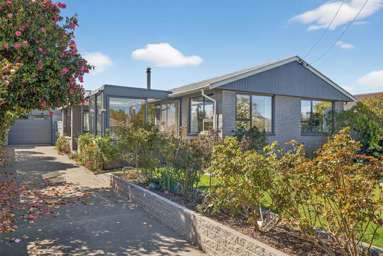 84 Greenhaven Drive Burwood_21