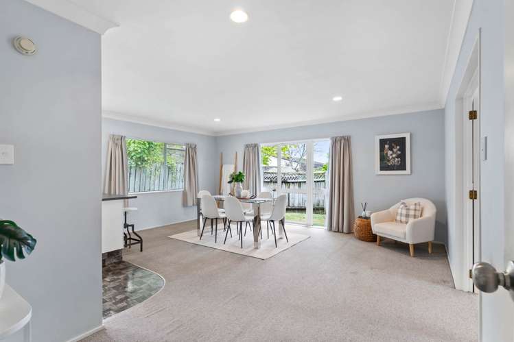 9 Redfern Lane Glenfield_5