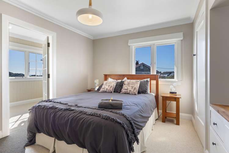 26 Baring Terrace Strandon_18