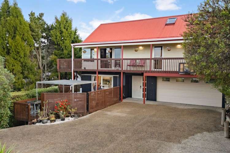 14 Longfellow Parade Glen Eden_2