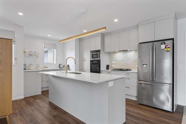 16 Makomako Crescent Wharewaka_1