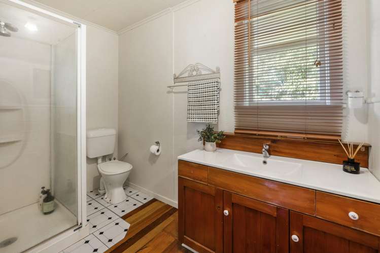 511 State Highway 33 Okere Falls_15