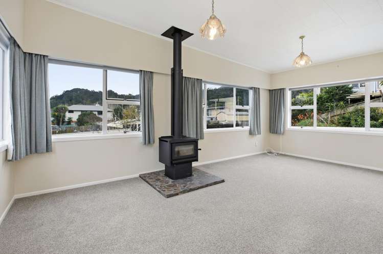 4 Valder Place Waiomu_10