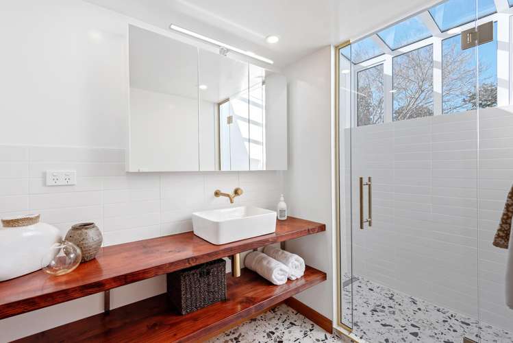 443b Ilam Road Bryndwr_12