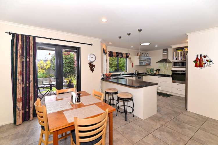 13 Antoine Grove Richmond_14