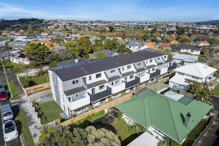 1,2,8/273 Mt Albert Road_1