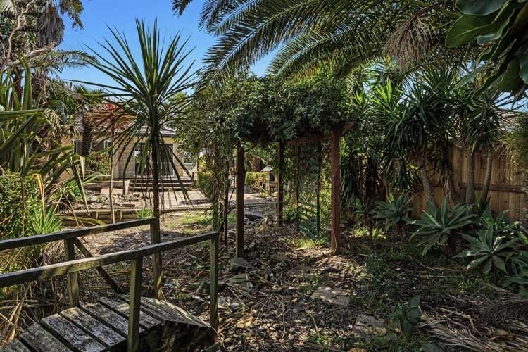 34 Ohuirehe Road Coastlands_15