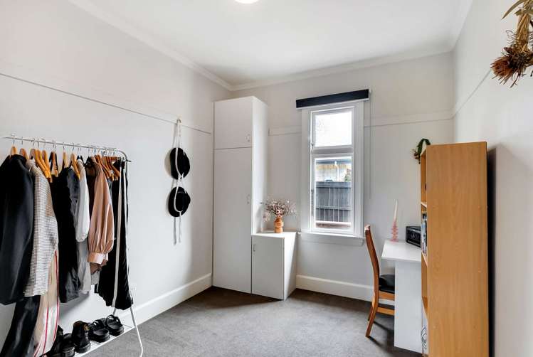 117 Creek Road Allenton_18