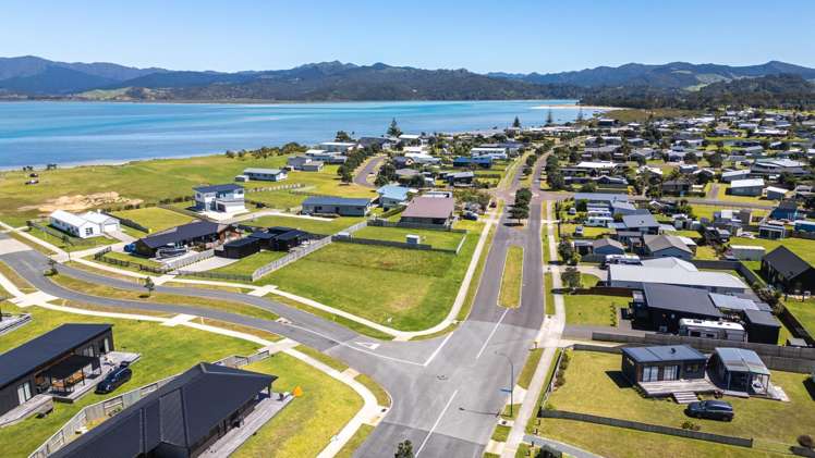 174 Harbour Drive Matarangi_12