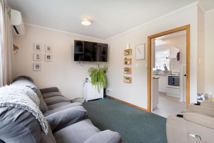 24 Derby Place Cannons Creek_4