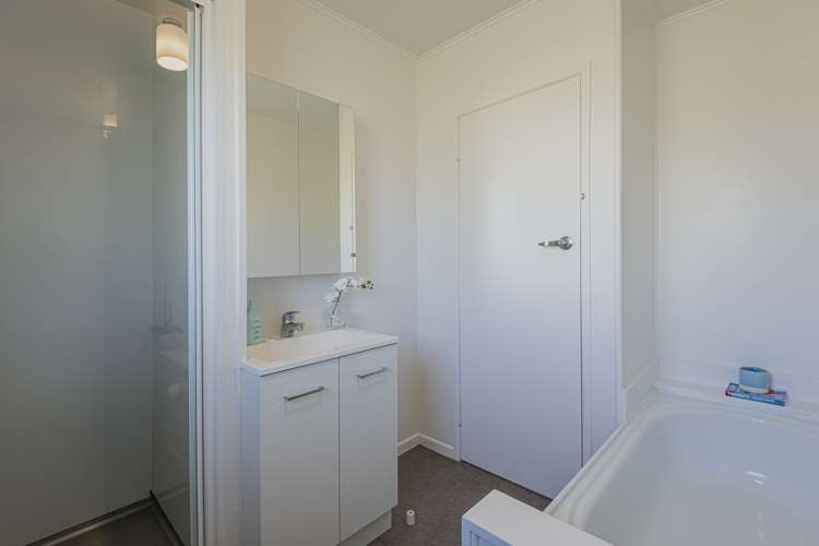 1/11 Matipo Place Woodhill_10